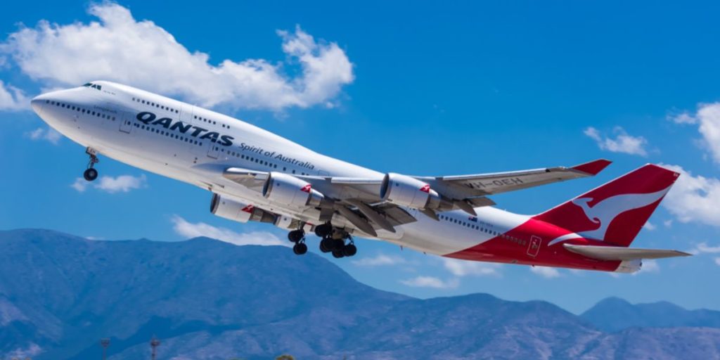 Qantas anunció que retomará sus vuelos internacionales en octubre