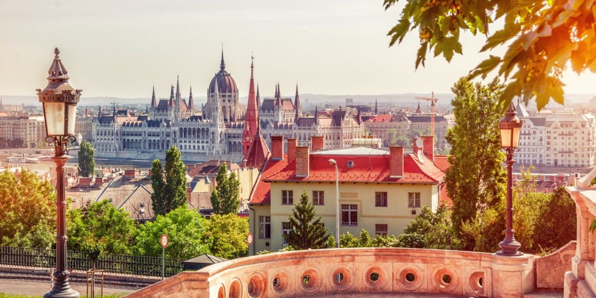 ¡Hermoso multidestino! 🏰 Budapest a partir de U$D 989 desde Buenos Aires con regreso desde Madrid 🌍
