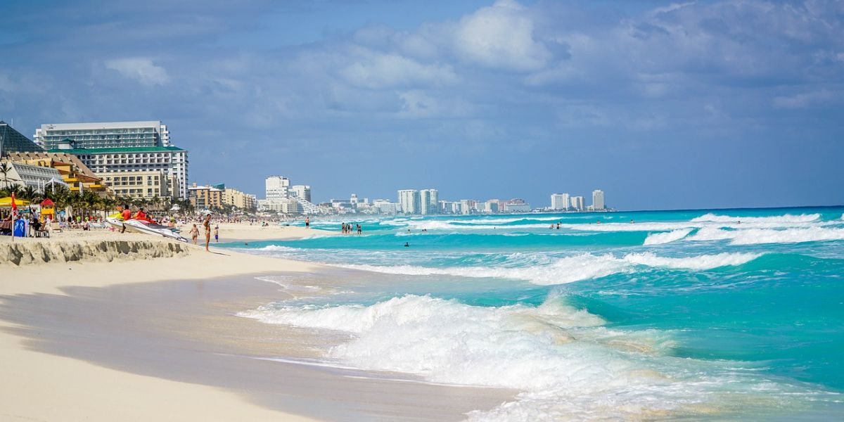 Paquetes a Cancún All Inclusive 4 ⭐  en Zona Hotelera y con Carry On 🧳 a partir de U$D 1.380 🔥🔥 -por persona en base doble- desde Bs. As.