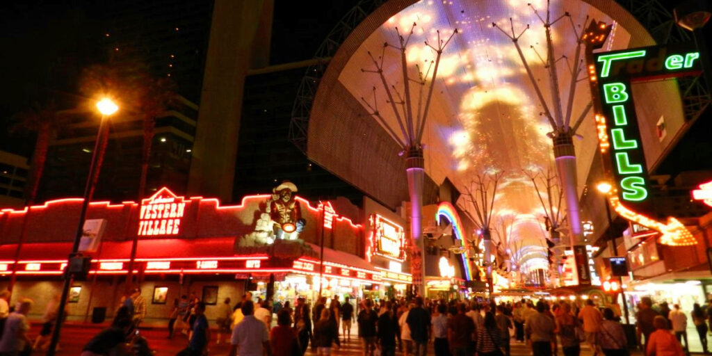 visitando fremont street corazon de las vegas